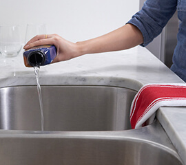 HOW TO UNCLOG YOUR KITCHEN SINK IN 3 STEPS